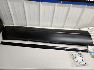 GENUINE GM 1992-96 Pontiac Grand Prix Ground Effects DOOR MOULDING 12522759 - Picture 1 of 12