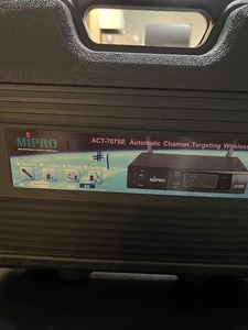 MIPRO	ACT-707SE Automatic Channel Targeting Wireless System - Picture 1 of 14