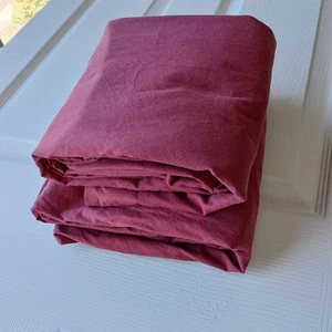 Set lenzuola due pezzi Royal Twin size cotone rosso bordeaux usato in ottime condizioni aderente piatto - Foto 1 di 8