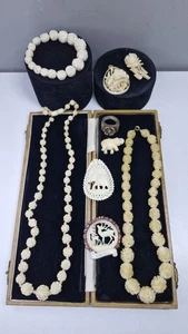 Vintage Antique Carved Celluloid Jewellery Necklaces Pendants Bracelets Job lot - Picture 1 of 21