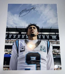 Foto firmada 11x14 autografiada por Bryce Young de los Carolina Panthers de la NFL - CERTIFICADO DE AUTENTICIDAD BAJO - Imagen 1 de 4