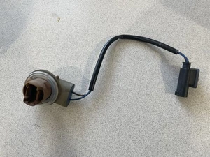 2000-2002 BMW X5 E53 ~ RIGHT FRONT HEADLIGHT PLUG ~ 63128409016 - Picture 1 of 3