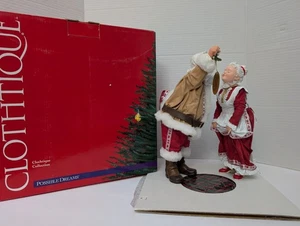 Possible Dreams Clothtique Santa and Mrs Claus Under The Mistletoe Figure in Box - Picture 1 of 7