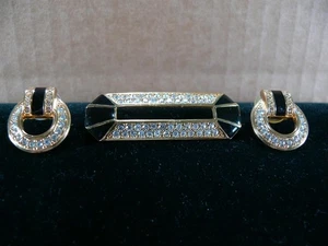 S A L SWAROVSKI MARKED SET EARRINGS AND BAR BR00CH DECO CRYSTAL GOLD BLACK TONE - Picture 1 of 7