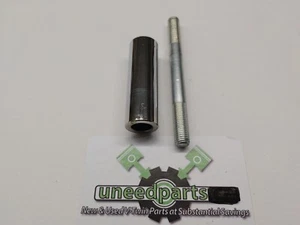 GENUINE HARLEY DAVIDSON Front Turn Signal Stud With Spacer 68528-77A - Picture 1 of 1