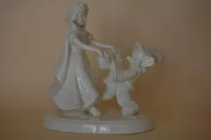 Schneewittchen tanzt mit Zwerg Walt Disney Figur weiss Goebel Neu - Bild 1 von 1