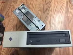 SUN 595-1929-Black CD PACK 50Pin Scsi , Model 411, With CADDY-tray = Test PASS - Picture 1 of 8