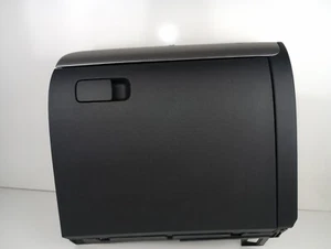 15 16 17 18 2015-2018 Volkswagen Jetta Glove Box Assembly Used Oem - Picture 1 of 7