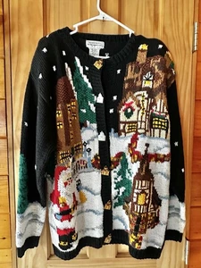 Alexandra Bartlett Weihnachten Santa Schneekugel Strickjacke Pullover Stadthaus Knöpfe - Bild 1 von 9
