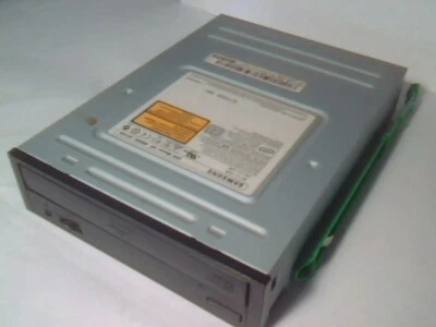 Samsung DVD Master 16E Drive CD SD-616 Octubre 2001 09J259 A00 Foto 1 de 4