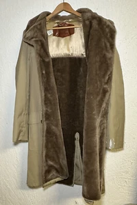 Vintage Men’s Woolrich Winter Coat - Picture 1 of 7