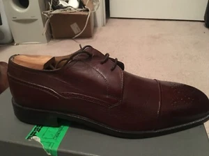 JOHNSTON & MURPHY Size 10 1/2 (M)MEN DRESS SHOES With BOX. - Picture 1 of 10