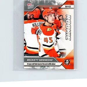 2025-26 Topps Now NHL - Beckett Sennecke #6 - Score In Debut - Anaheim Ducks - Bild 1 von 2