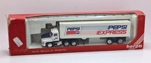 Herpa Pepsi Express Sattelzug mit Anhänger Maßstab 1/87 in Box Spur HO - Bild 1 von 6
