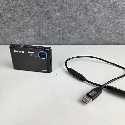 Samsung NV4 Ultracompact Digital Camera - Very high specs,8.2MP - Image 1 of 4