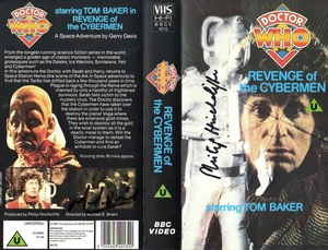 Doctor Who: REVENGE OF THE CYBERMEN VHS Cover Signed by PHILIP HINCHCLIFFE - Imagen 1 de 1