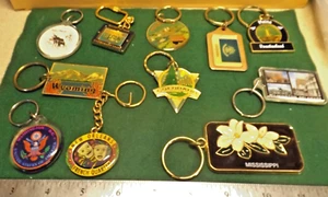 NEW 11 OLD STOCK KEY RINGS or KEY CHAINS DESTINATION SOUVENIRS - Picture 1 of 5