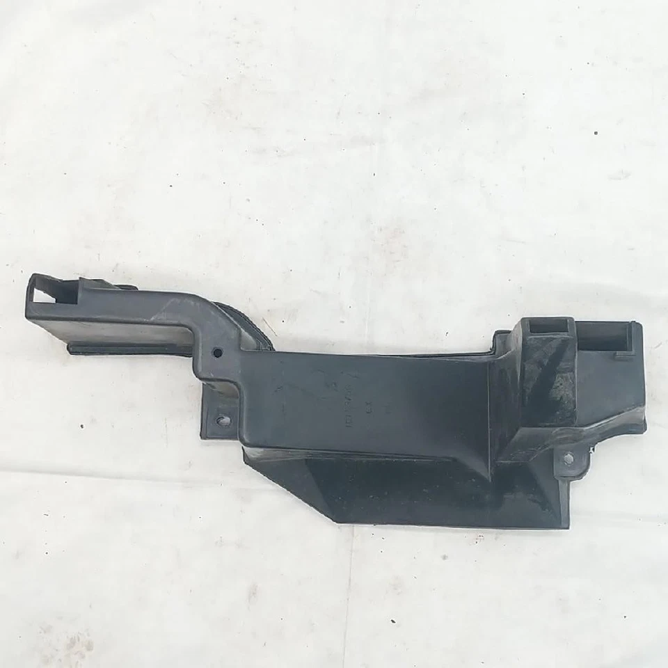 GM 10153750 1993-02 Chevrolet Camaro Pontiac Firebird calefacción piso ventilación conducto fabricante de equipos originales Foto 1 de 4