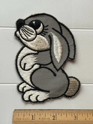 Vintage Cartoon Bunny Rabbit Souvenir Embroidered Sew-on Patch Badge - Image 1 of 3