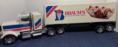 Nylint Freightliner 18 Wheeler Braums Ice Cream & Dairy Tractor Trailer USA - Image 1 of 4