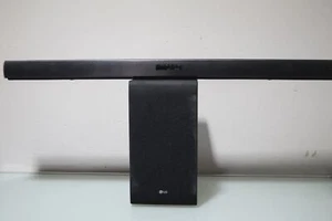 LG SJ4 2.1 Wireless Sound Bar mit Subwoofer ohne Fernbedienung - Bild 1 von 12