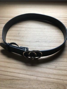 Elegante Cintura in Pelle Nera con Fibbia Argento Doppio Cerchio Doppio O-Ring ~36"L - Foto 1 di 4