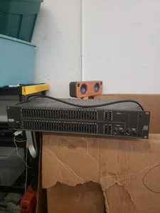 Rane ME 60 Stereo/Dual Channel 31-Band Graphic Equalizer - Working - Picture 1 of 3