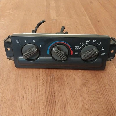 Climatizador de calefacción de aire acondicionado para Chevrolet S10 1998 1999 2000 2001 2002 2003 2004 Foto 1 de 4