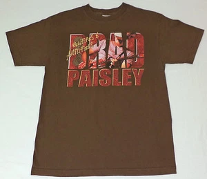 Camiseta Alstyle S/S Marrón "Bon Fires & Amplifiers - Brad Paisley" M F404 - Imagen 1 de 6