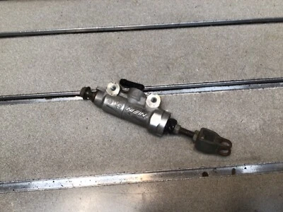 Suzuki RM85,RM85L,big wheel,master cylinder,OEM rear master cylinder,not copy - Image 1 of 2