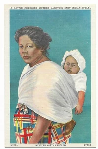 Vintage Postkarte "Eine einheimische Cherokee-Mutter trägt Baby im indischen Stil" - Bild 1 von 2