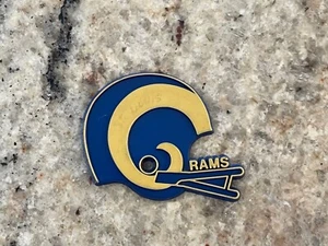 Vintage Collectible NFL Football Team Helmet Rubber Magnet - St. Louis Rams - Picture 1 of 2