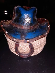 Texas Pride Trinket Box Cowboy Hat Lone Star Flag Top Horseshoe/Rope on Bottom - Picture 1 of 11