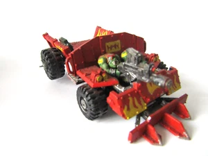 A9 WARHAMMER 40K ORKS ARMY -  PAINTED OLD SCHOOL TRUKK - Picture 1 of 3
