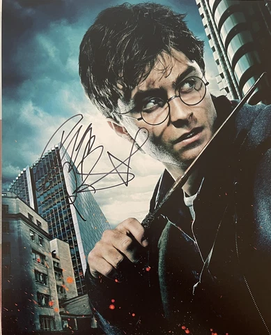 Daniel Radcliffe Signed Harry Potter 10x8 Photo Cover