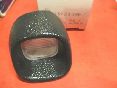 BLAZER-S10--SONOMA S15- 1998-2005- LÁMPARA MATRÍCULA TRASERA-R/S-OEM-15721390 Foto 1 de 3