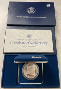 1987 P US Mint Constitution Uncirculated Silver Dollar Commemorative $1 Coin COA - Picture 1 of 3
