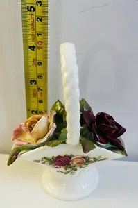 ROYAL ALBERT Flower Ornament OLD COUNTRY ROSES Basket of Flowers Bone China 1962 - Picture 1 of 7