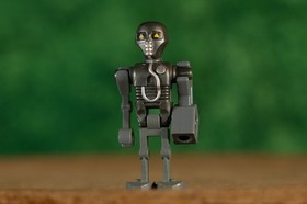 Lego Star Wars 2-1B Medical Droid Minifigure