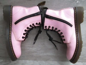 DR.MARTENS GIRLS PINK COMBAT BOOTS SZ 13 WITH SOLES BOUNCING AIR WALK CUSHIONED - Picture 1 of 11