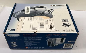 Casseruola bassa 3 strati Le Creuset (qualche leggera ruggine sul lato e scatola danneggiata) - Foto 1 di 2