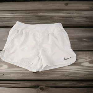 Nike pantaloncino da corsa donna DRI-FIT bianco medio riflettente swoosh - Foto 1 di 9