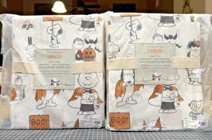 Pottery Barn Kids Peanuts Snoopy & Friends HALLOWEEN Organic Twin Sheet Set *NWT - Picture 1 of 14