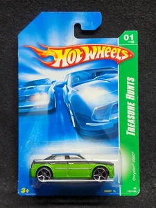 Hot Wheels Treasure Hunt Chrysler 300C - Picture 1 of 3