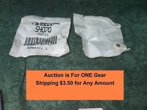Boston Gear # 54070 YPB2419 24 DP, 20° PA, 19 Teeth, Molded Delrin (43957-A9) - Picture 1 of 4