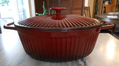 Paula Deen Red Enameled case iron Dutch Oven, 5qt., 11.5"x 8.5" x 5" - Image 1 of 3