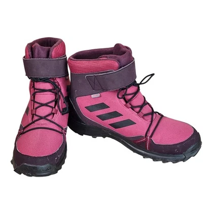 Botas Adidas Terrex Climaproof Traxion para niños negras y rojas talla 6,5 excelentes  Foto 1 de 4