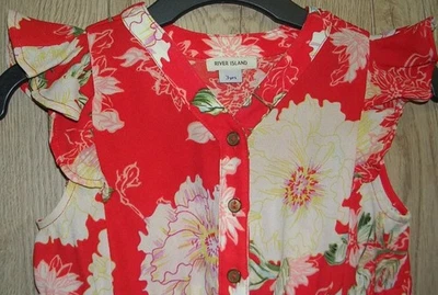 Gorgeous River Island Girls Red Floral Shortie Playsuit Jump Suit Age 3 98cm - Image 1 of 3