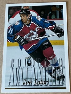 Joe Sakic Hof 1995-96 Topps Karte #266 NM-MT Zustand - Bild 1 von 2