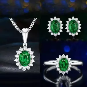 CONJUNTO DE COLLARES, PENDIENTES Y ANILLOS DE DIAMANTES CREADOS EN ESMERALDA ACABADO ORO BLANCO - Imagen 1 de 5